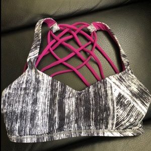 Lululemon Free to be Wild Heat Wave White Black / Regal Plum NWOT!